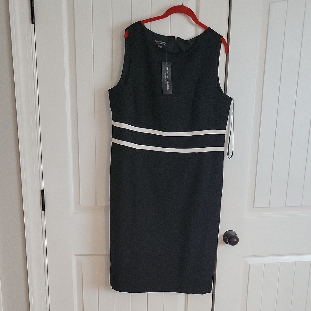 Evan Picone Black and White Sheath Midi Dress